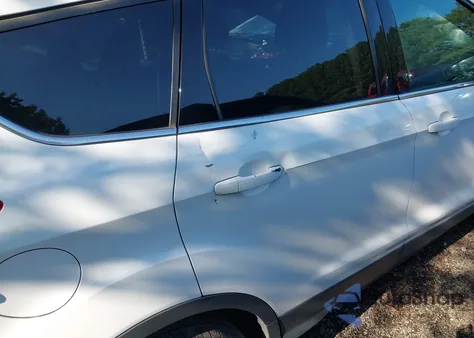 2013 Ford Escape Se z USA, uszkodzony, nr VIN 1FMCU0GX4DUC68046